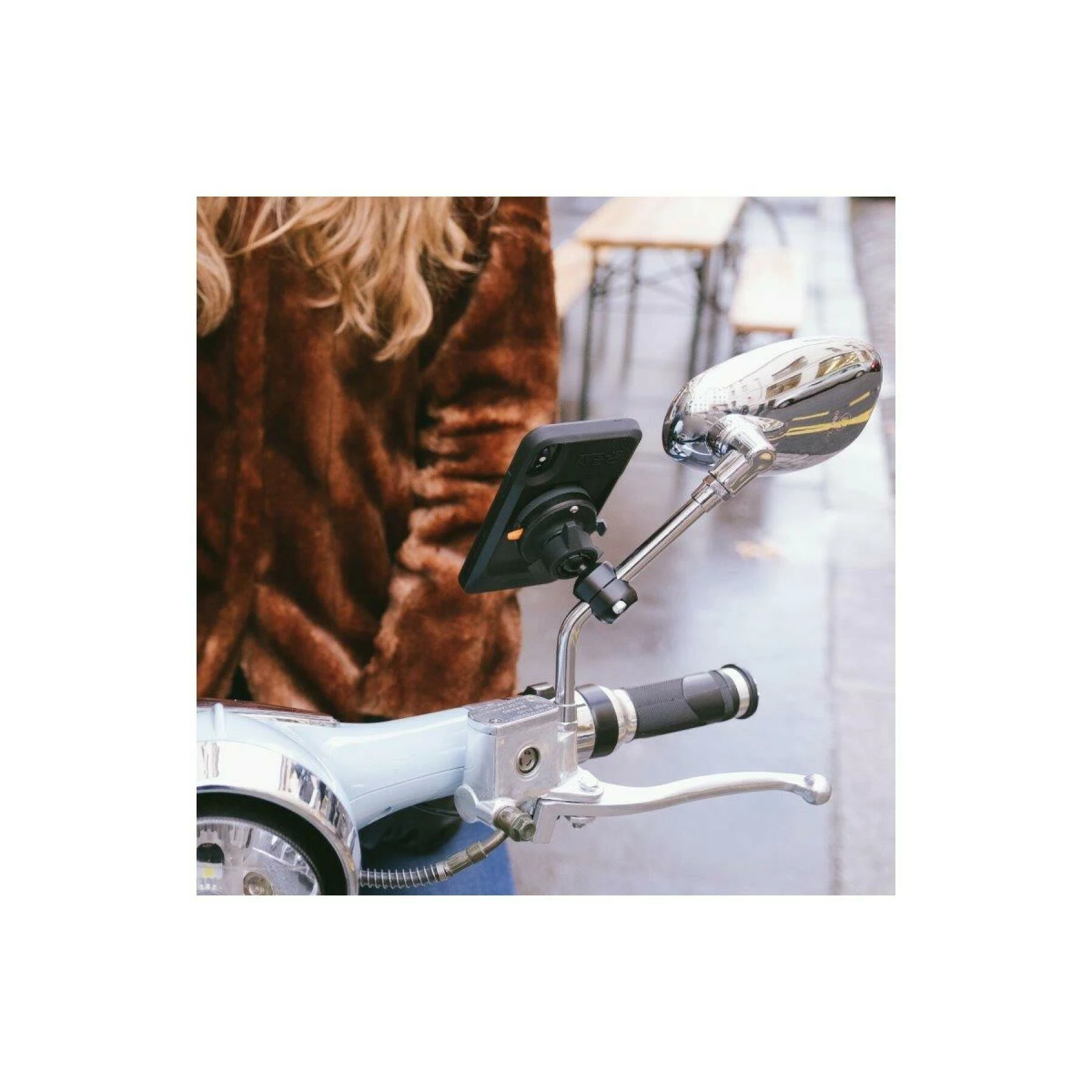 Support Smartphone Rétroviseur Tigra Fit-clic Néo – Image 5